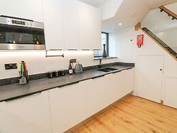 2 Salubrious Terrace