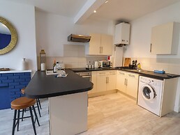 Harbour Lights Apartment