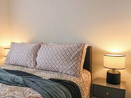 Harbour Lights Apartment