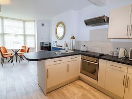 Harbour Lights Apartment