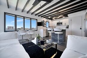 The Aura a Luxury Waterview Condo Heated Pool