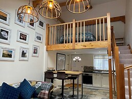 Harvest Moon Cottage