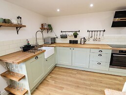 Holborn Cottage, Blencathra Street