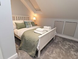 The Bungalow at 46 Church St