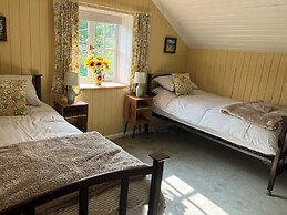 The Coach House - Trinity Lodge