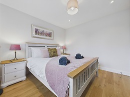 Oakwood Lodge