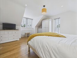 Oakwood Lodge