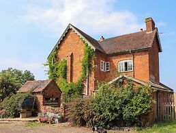 The Shires at Bickerscourt