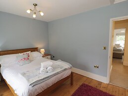 Cottage on the Green