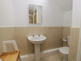 Cottage on the Green