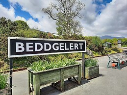 Cottage on the Green