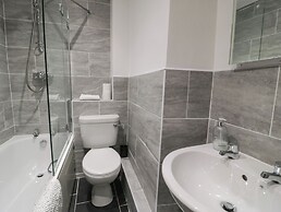 Cottage on the Green