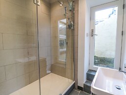 1 Gibraltar Terrace