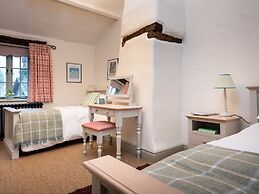 Stone Arthur Cottage