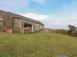 Roughtor Barn