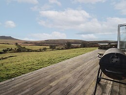 Roughtor Barn