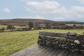 Roughtor Barn