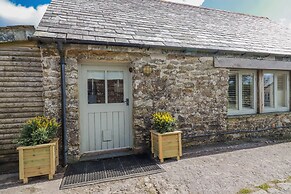 Roughtor Barn