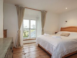 Poldue House