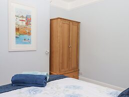 12 Salisbury Terrace