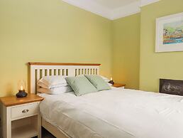 12 Salisbury Terrace