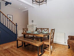 12 Salisbury Terrace