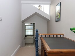 12 Salisbury Terrace