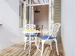 12 Salisbury Terrace