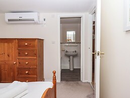 Goldfinch at Moorhead Country Holidays