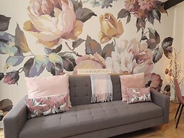 The Snug on the Cobbles