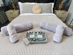 The Snug on the Cobbles