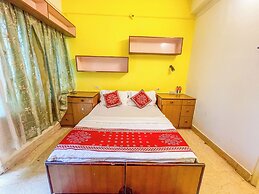 Hotel Thakur Galaxy, Sadar Market