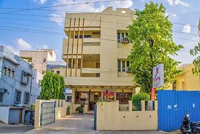 Hotel Thakur Galaxy, Sadar Market