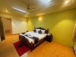 JK Rooms 149 Thakur Galaxy