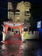 JK Rooms 149 Thakur Galaxy