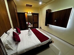 JK Rooms 149 Thakur Galaxy
