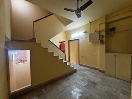 JK Rooms 149 Thakur Galaxy