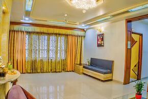Hotel Thakur Galaxy, Sadar Market