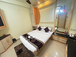 JK Rooms 149 Thakur Galaxy