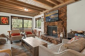 Luxury Joyful Bear Reatreat