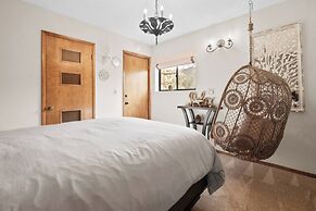 Luxury Joyful Bear Reatreat