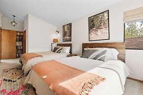 Luxury Joyful Bear Reatreat