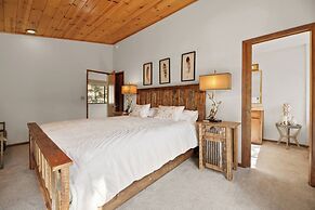 Luxury Joyful Bear Reatreat