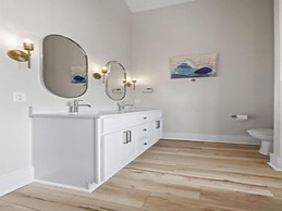 A Treasure To Sea 4 Bedroom Villa