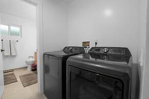 Bear Mountain Chalet w views Hot Tub