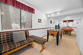 Bear Mountain Chalet w views Hot Tub