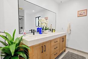 Bear Mountain Chalet w views Hot Tub