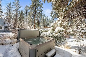 Bear Mountain Chalet w views Hot Tub