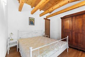 Holiday House with Pool Villa Ladybug