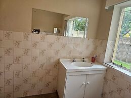 J&M GUEST HOUSE